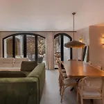 Casa Azalia - Old Town By Finest *