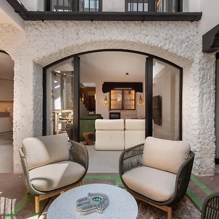 Casa Azalia - Old Town By Finest *