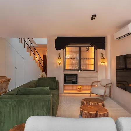 Casa Azalia - Old Town By Finest Holiday home