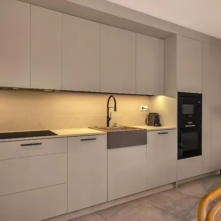 Casa Azalia - Old Town By Finest