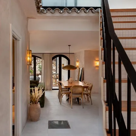בית נופש Casa Azalia - Old Town By Finest